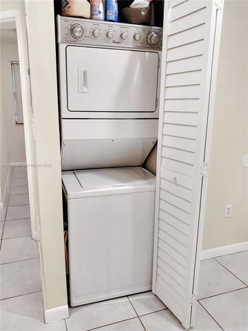 15701 SW 137th Ave 202, Miami, FL 33177