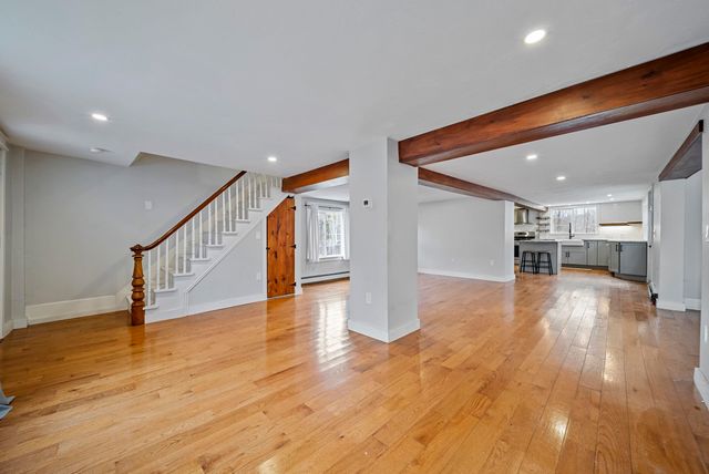 79 Haverhill Road, Chester, NH 03036