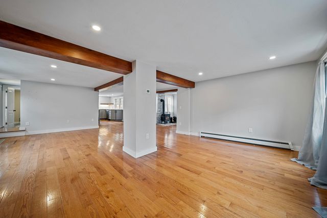 79 Haverhill Road, Chester, NH 03036