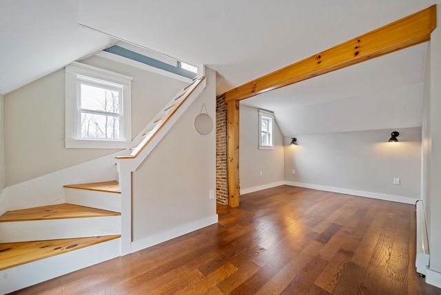 79 Haverhill Road, Chester, NH 03036