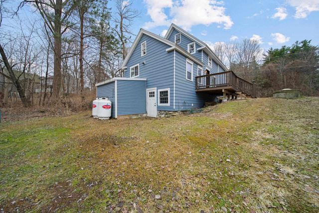 79 Haverhill Road, Chester, NH 03036
