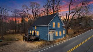 79 Haverhill Road, Chester, NH 03036