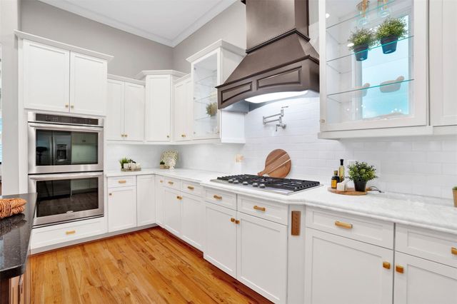 612 Rutland Street, Houston, TX 77007