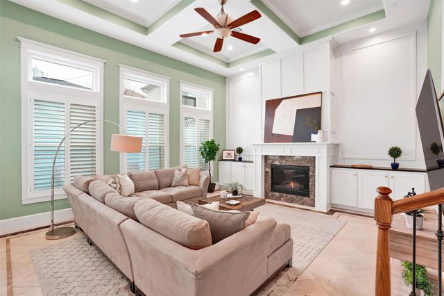 612 Rutland Street, Houston, TX 77007