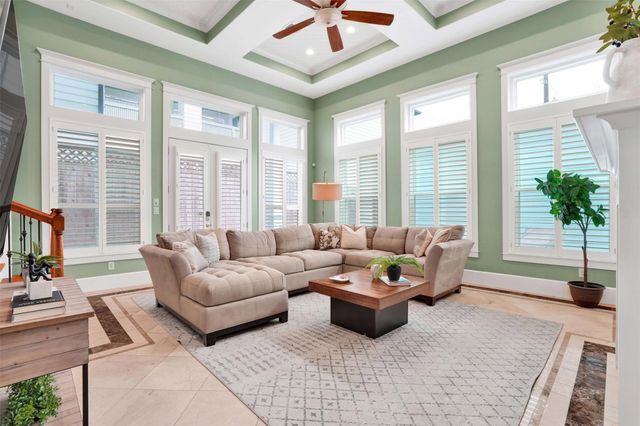 612 Rutland Street, Houston, TX 77007