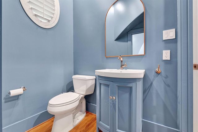 612 Rutland Street, Houston, TX 77007