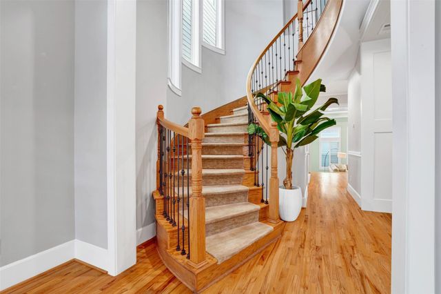 612 Rutland Street, Houston, TX 77007