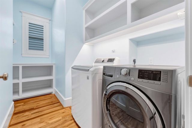 612 Rutland Street, Houston, TX 77007