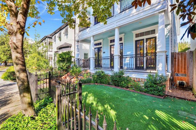 612 Rutland Street, Houston, TX 77007