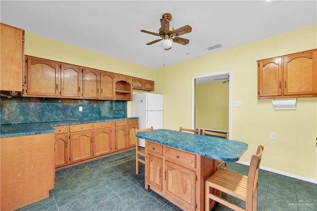 1629 W Teege Avenue, Harlingen, TX 78550