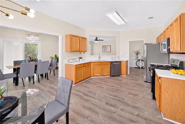 388 Weatherstone Place, Woodstock, GA 30188