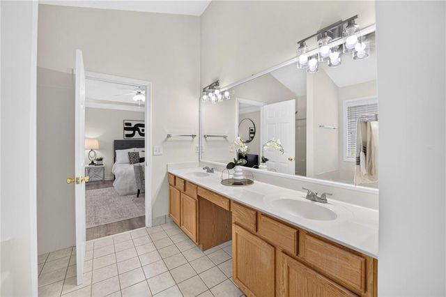 388 Weatherstone Place, Woodstock, GA 30188