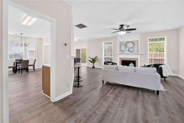 388 Weatherstone Place, Woodstock, GA 30188