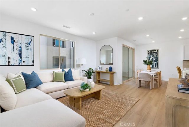 1302 W North Pinecrest Paseo, Ontario, CA 91762