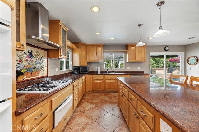 1510 S Oaks, Ontario, CA 91762