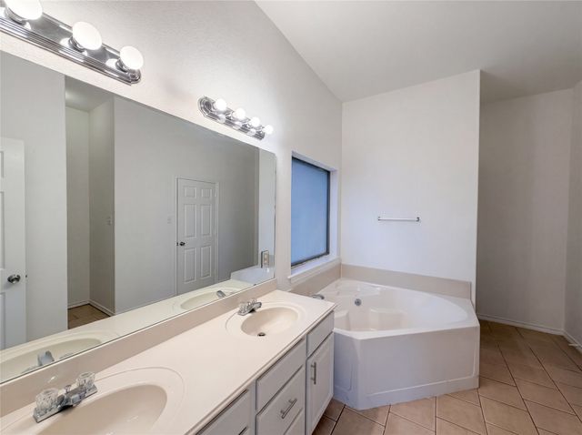 4617 Deal Drive, Fort Worth, TX 76135