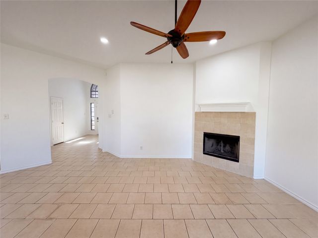 4617 Deal Drive, Fort Worth, TX 76135