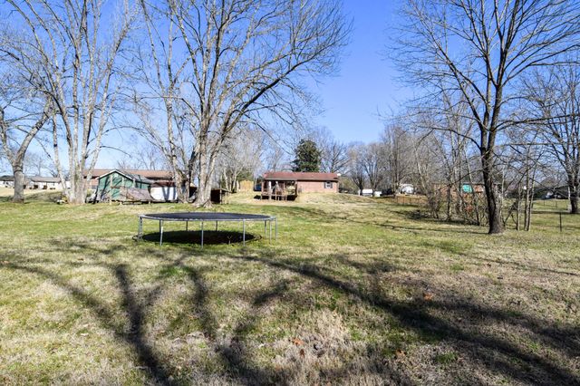 5600 Zapata Dr, Pegram, TN 37143