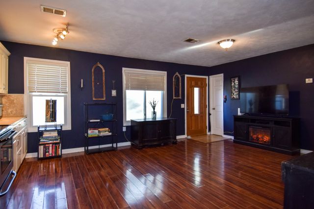 5600 Zapata Dr, Pegram, TN 37143