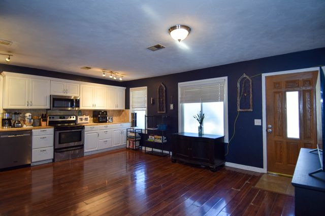 5600 Zapata Dr, Pegram, TN 37143