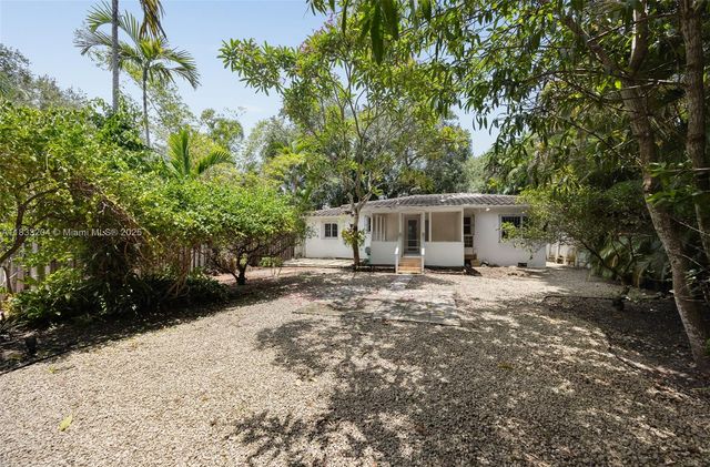 4050 Loquat Ave, Coconut Grove, FL 33133
