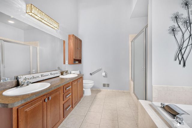 27214 Celtic Drive, Flat Rock, MI 48134