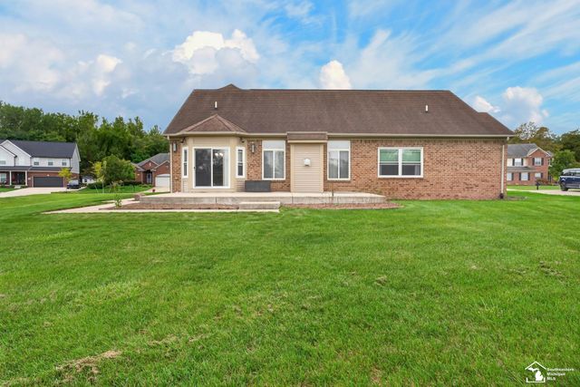 27214 Celtic Drive, Flat Rock, MI 48134