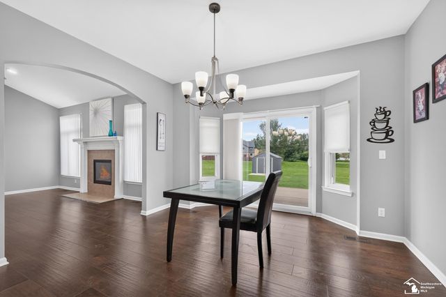 27214 Celtic Drive, Flat Rock, MI 48134