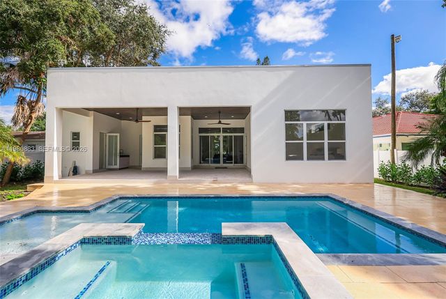 11780 NE 8th Avenue, Biscayne Park, FL 33161