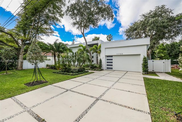 11780 NE 8th Avenue, Biscayne Park, FL 33161