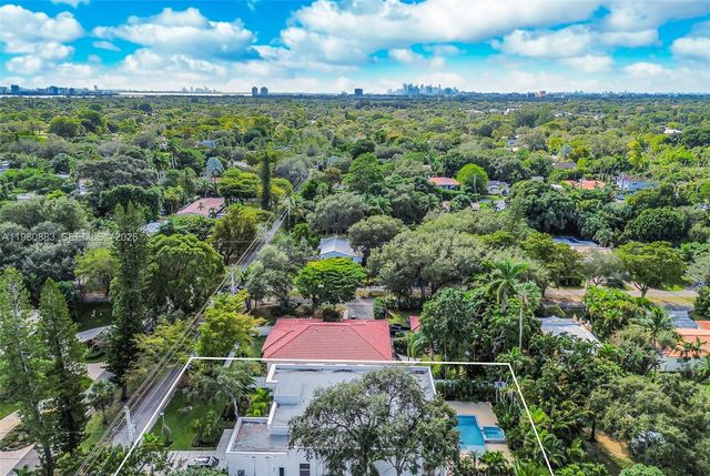 11780 NE 8th Avenue, Biscayne Park, FL 33161