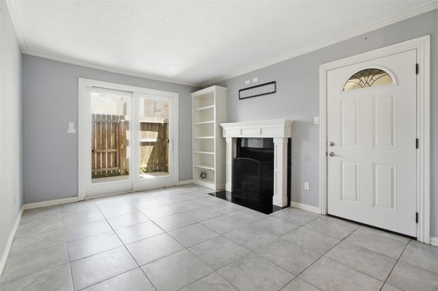 7600 Emmett F Lowry Expressway 315, Texas City, TX 77591