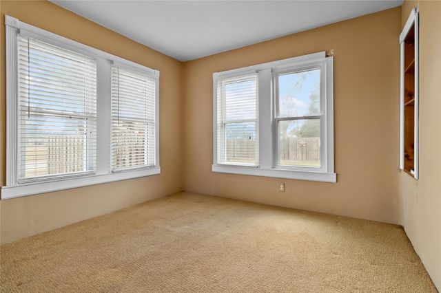 202 Robinson Street, Edna, TX 77957