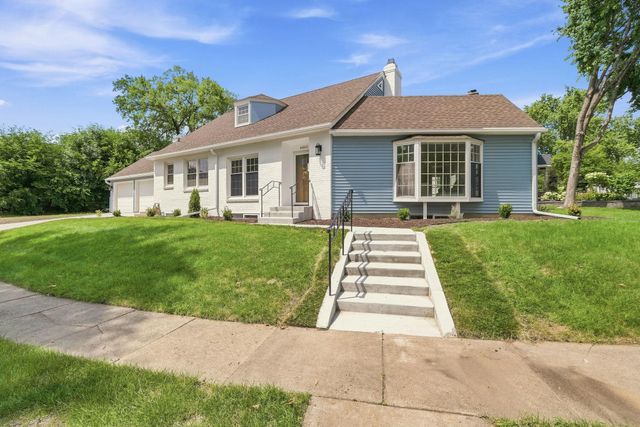 4920 Sunnyside Road, Edina, MN 55424