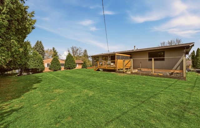 633 Folwell Lane SW, Rochester, MN 55902