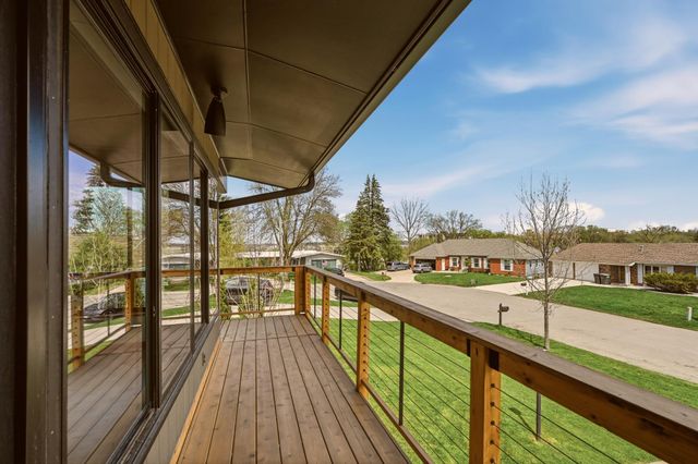 633 Folwell Lane SW, Rochester, MN 55902