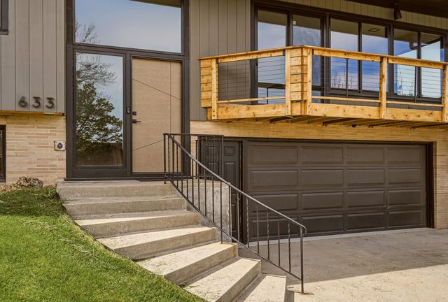 633 Folwell Lane SW, Rochester, MN 55902