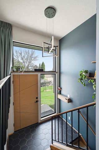 633 Folwell Lane SW, Rochester, MN 55902