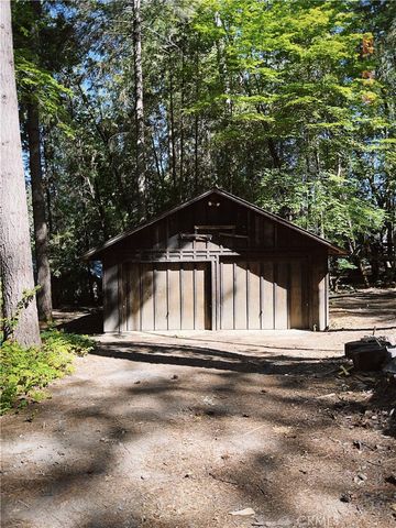 11 Forest Inn Drive, Berry Creek, CA 95916