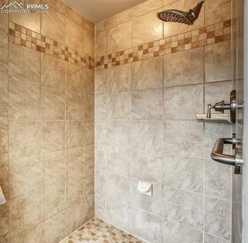 7518 Vincent Drive, Colorado Springs, CO 80920