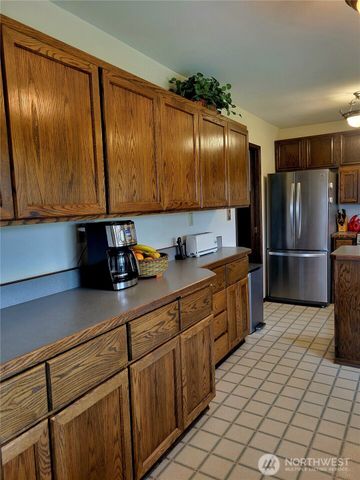 570 Drews Prairie Road, Winlock, WA 98596