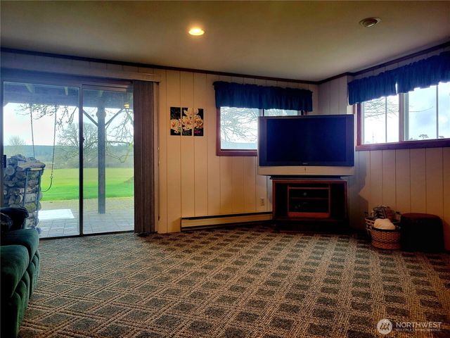 570 Drews Prairie Road, Winlock, WA 98596