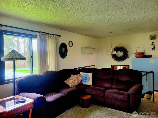 570 Drews Prairie Road, Winlock, WA 98596