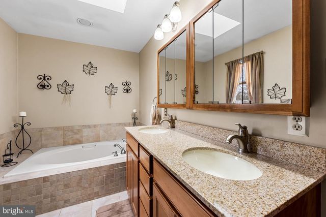 461 BLIZZARD LN, Westminster, MD 21157