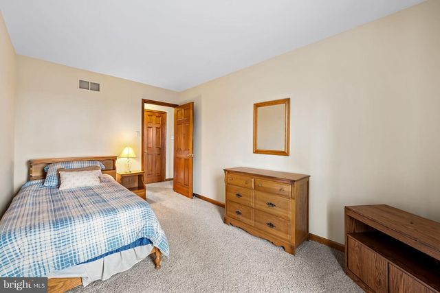 461 BLIZZARD LN, Westminster, MD 21157