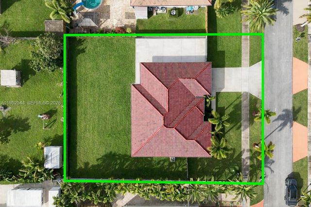 13220 SW 205th Ln, Miami, FL 33177