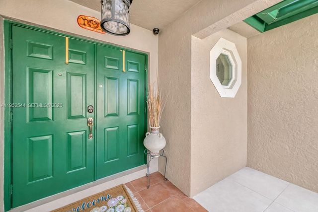 13220 SW 205th Ln, Miami, FL 33177