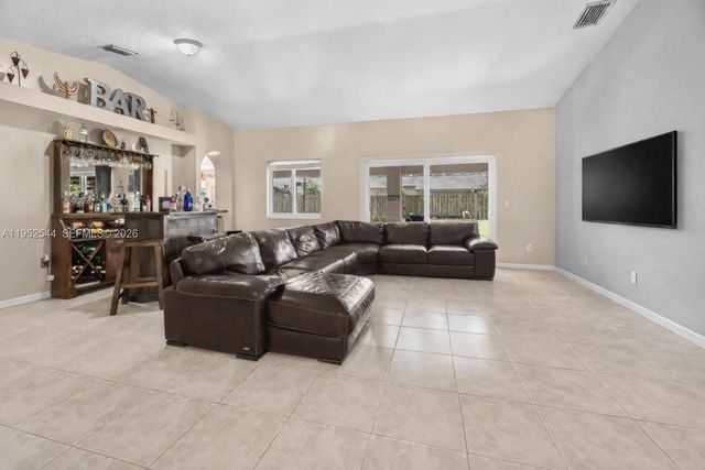 13220 SW 205th Ln, Miami, FL 33177