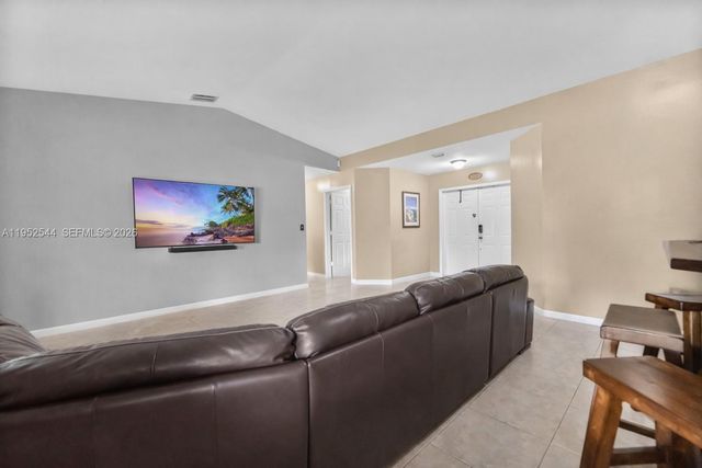 13220 SW 205th Ln, Miami, FL 33177