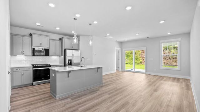 4013 Gaskill Dr, Smyrna, TN 37167